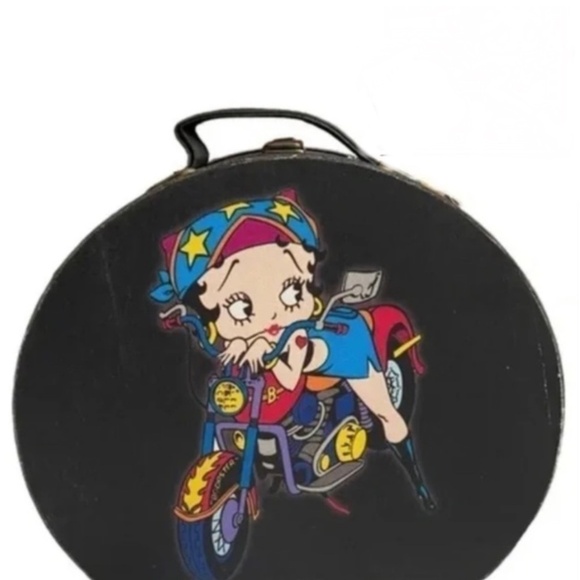 Betty Boop SS Sarna Motorcycle Purse - Picture 1 of 9